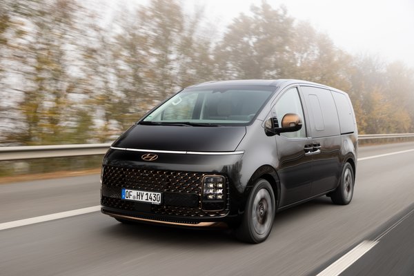 Hyundai Staria Bus-Auto Birrer AG Sursee | © Auto Birrer AG